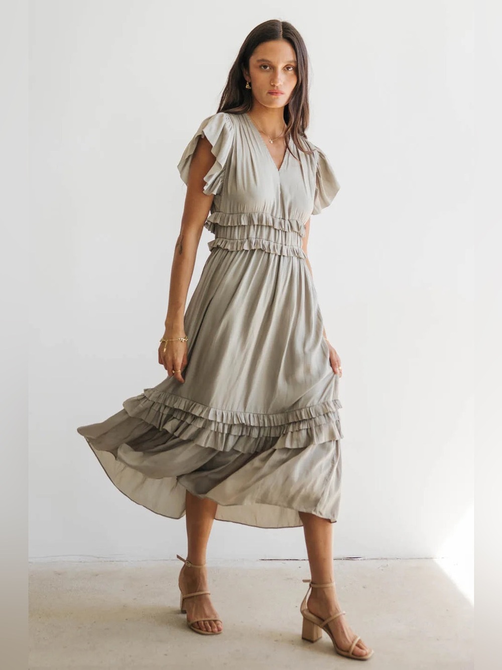 Bohme - Women's Ruffled V-Neck Midi Dress